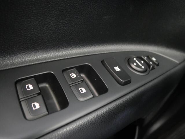 KIA Stonic 1.0 T-GDi ExecutiveLine | Cruise | Clima | Navi | Keyless | Stoel-stuurverwarming |