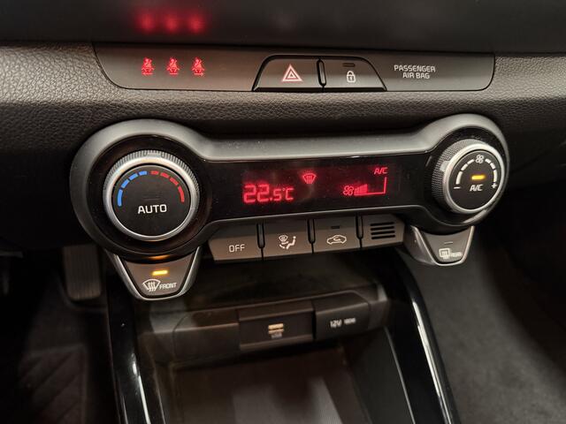 KIA Stonic 1.0 T-GDi 100PK MHEV DynamicLine 7.jr-garantie/Camera/Trekhaak/Navigatie/Keyfree