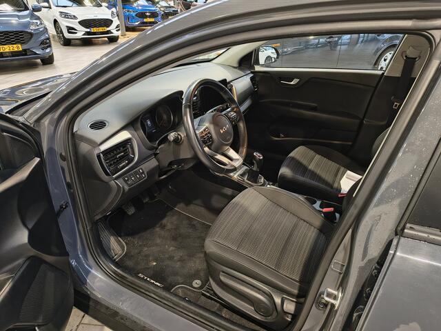 KIA Stonic 1.0 T-GDi MHEV 100 pk ComfortLine | Navi | Clima | Cruise | Camera | Apple Carplay | 16" | Zeer zuinig