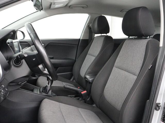 KIA Stonic 1.0 T-GDi ComfortPlusLine Navigator | Carplay | Navigatie | Camera | Cruise control | Parkeerhulp | Airco | Bluetooth