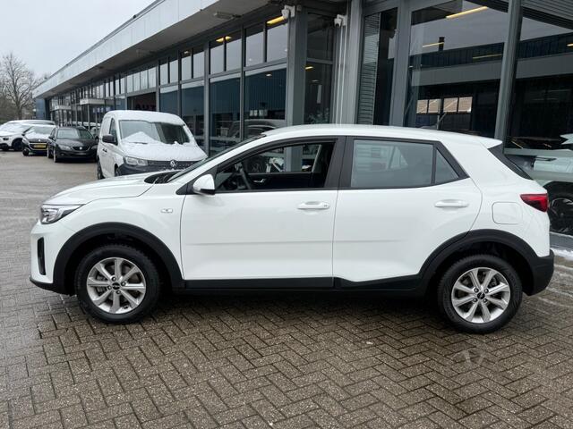 KIA Stonic 1.2 PLUS LINE AIRCO PDC CARPLAY WINTERPACK CRUISE .