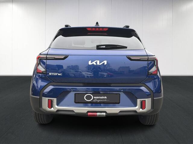 KIA Stonic 1.0 T-GDi MHEV DynamicPlusLine | LED-koplampen | Stoel en stuurwielverwarming | Privacy glass | 16" LM velgen | Climate control |