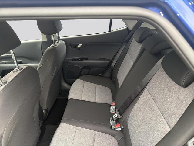 KIA Stonic 1.0 T-GDi MHEV DynamicPlusLine | LED-koplampen | Stoel en stuurwielverwarming | Privacy glass | 16" LM velgen | Climate control |