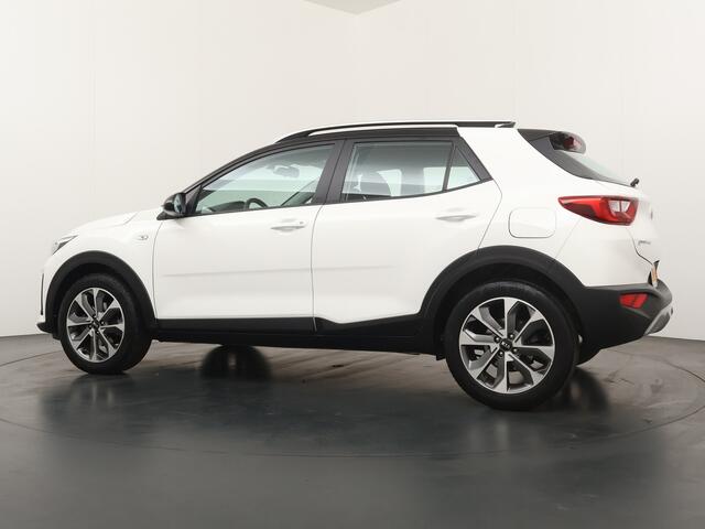 KIA Stonic 1.0 T-GDi DynamicLine - Cruise Control - Navigatie - Apple Carplay/Android Auto - Achteruitrij camera - Fabrieksgarantie 14-05-2026
