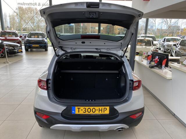KIA Stonic 1.0 T-GDi MHEV DynamicPlusLine,Navigatie,Achteruitrijcamera,Spraakbediening,Keyless,Climate&Cruisecontrol Adaptief, Achteruitrijsensoren,DAB,16 Inch Lmv