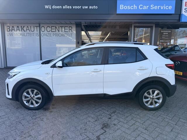 KIA Stonic 1.0 T-GDi MHEV Dynamic Line | Camera | Climate