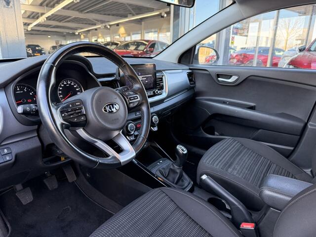 KIA Stonic 1.0 T-GDi MHEV Dynamic Line | Camera | Climate
