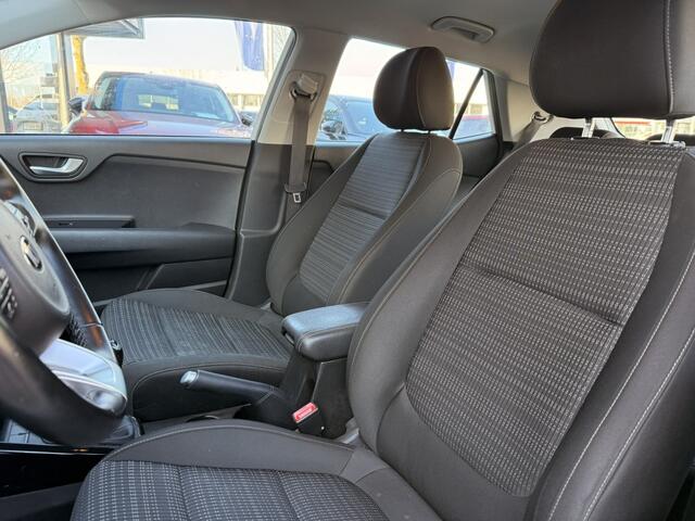 KIA Stonic 1.0 T-GDi MHEV Dynamic Line | Camera | Climate