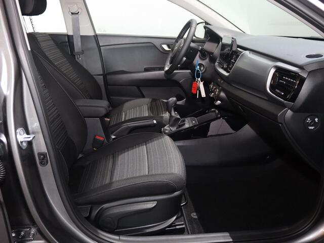 KIA Stonic 1.0 T-GDi MHEV DynamicLine | LED-koplampen | Cruisecontrol | Achteruitrijcamera | Dakrails | lichtmetalen velgen |