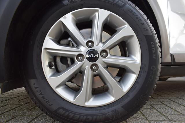 KIA Stonic 1.0 T-GDi MHEV DynamicLine | Camera | Cruise Control | Apple Carplay & Android Auto | Tot 10Jr. Kia-Garntie
