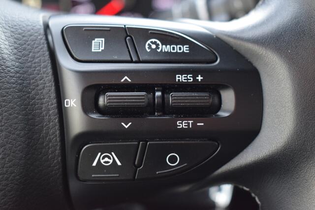 KIA Stonic 1.0 T-GDi MHEV DynamicLine | Camera | Cruise Control | Apple Carplay & Android Auto | Tot 10Jr. Kia-Garntie