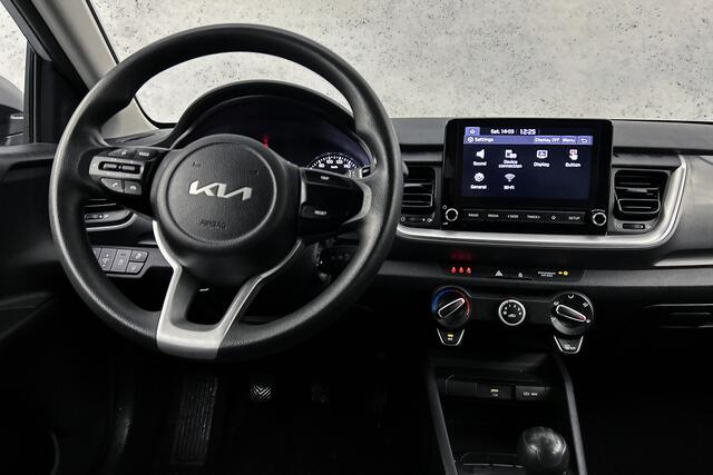 KIA Stonic 1.2 MPi Design Edition | Apple Carplay | Parkeersensoren | Airco