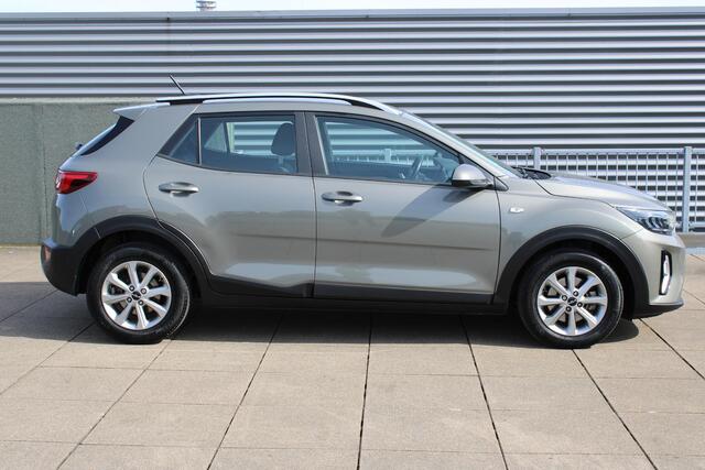 KIA Stonic 1.0 T-GDi MHEV DynamicLine Carplay / Camera