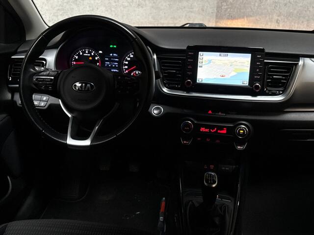 KIA Stonic 1.0 T-GDi Dynamic Sport (APPLE CARPLAY, GROOT NAVI, KEYLESS, CLIMATE, GETINT GLAS, SPORTSTOELEN, PARKEERSENSOREN, LM VELGEN, ELEK PAKKET, NIEUWSTAAT)
