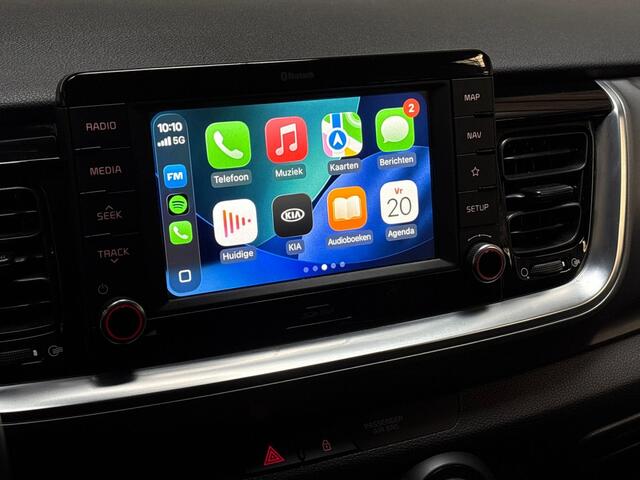 KIA Stonic 1.0 T-GDi Dynamic Sport (APPLE CARPLAY, GROOT NAVI, KEYLESS, CLIMATE, GETINT GLAS, SPORTSTOELEN, PARKEERSENSOREN, LM VELGEN, ELEK PAKKET, NIEUWSTAAT)
