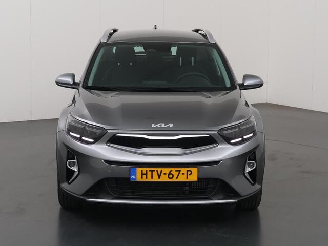 KIA Stonic 1.0 T-GDi MHEV DynamicLine DCT7 | Navigatie | Cruise Control | Achteruitrijcamera | Climate Control | lichtmetalen velgen |