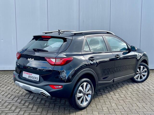 KIA Stonic 1.0 T-GDi MHEV DynamicLine Automaat Navigatie, Climate Control, Cruise Control, Stoel/Stuurverwarming, 15"Lm, Achteruitrijcamera