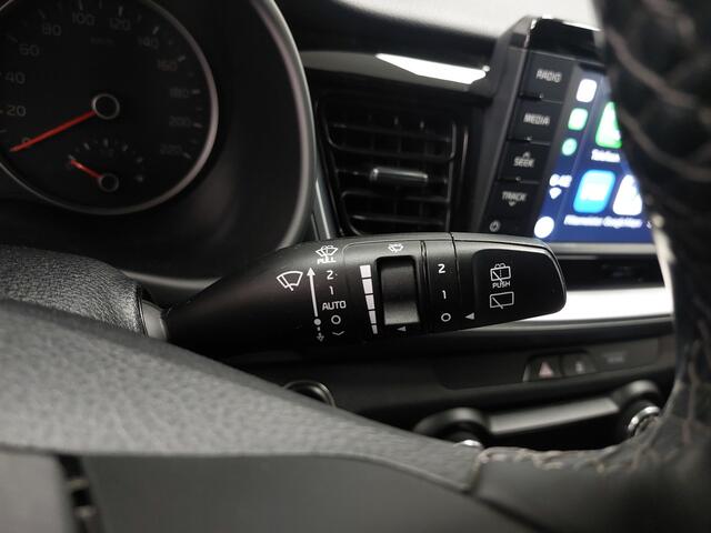 KIA Stonic 1.0 T-GDi ExecutiveLine I NL-Auto I Luxe uitvoering I Trekhaak I Stoel- en stuurverwarming I