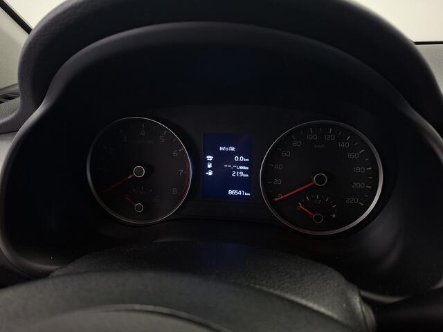 KIA Stonic 1.0 T-GDi ExecutiveLine I NL-Auto I Luxe uitvoering I Trekhaak I Stoel- en stuurverwarming I