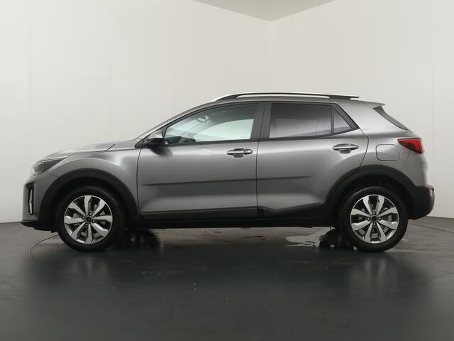 KIA Stonic 1.0 T-GDi MHEV DynamicPlusLine - Apple/Android Carplay - Navigatie - Cruise Control - Stoel/Stuurverwarming - Lichtmetalen Velgen - Fabrieksgarantie t/m 28-01-2032