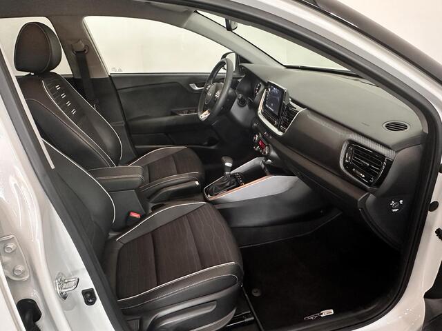 KIA Stonic 1.0 T-GDi MHEV GT-Line Navigatie Apple Carplay/Android Auto Camera Parkeersensoren Cruise Control Stoel- en stuurverwarming Half leder Climate Controln Lichtmetalen velgen