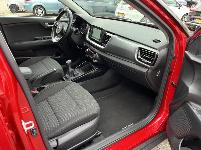 KIA Stonic 1.0 T-GDi DynamicPlusLine Apple Carplay / Camera