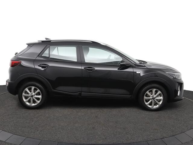 KIA Stonic 1.0 T-GDi MHEV DynamicLine Automaat - Climate Control - Navigatie - Cruise Control - DAB radio - - Fabrieksgarantie 17-04-2032