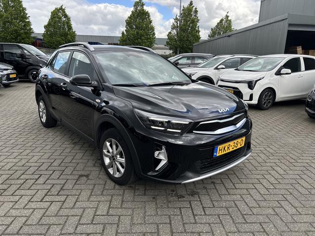 KIA Stonic 1.0 T-GDi MHEV DynamicLine | Climate Control | Navigatie | Apple Carplay/Android Auto | Etten-Leur