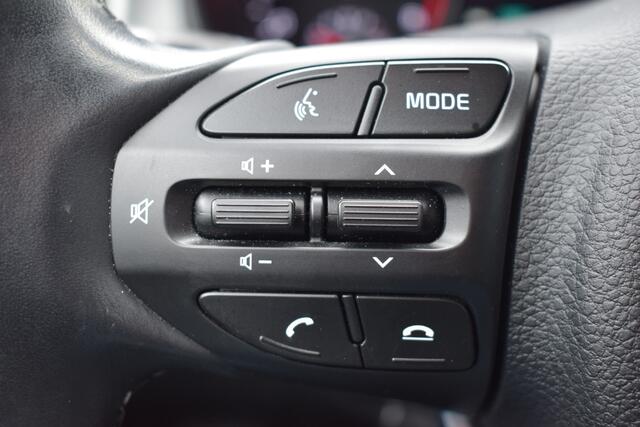 KIA Stonic 1.0 T-GDi MHEV DynamicPlusLine | Automaat | Climate + Cruise Control | Navigatie | Camera + Sensoren |