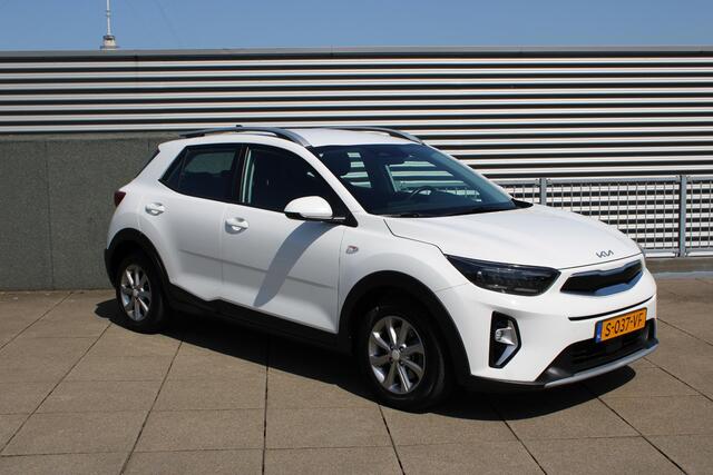KIA Stonic 1.0 T-GDi MHEV DynamicLine Climate control / Navigatie / LMV