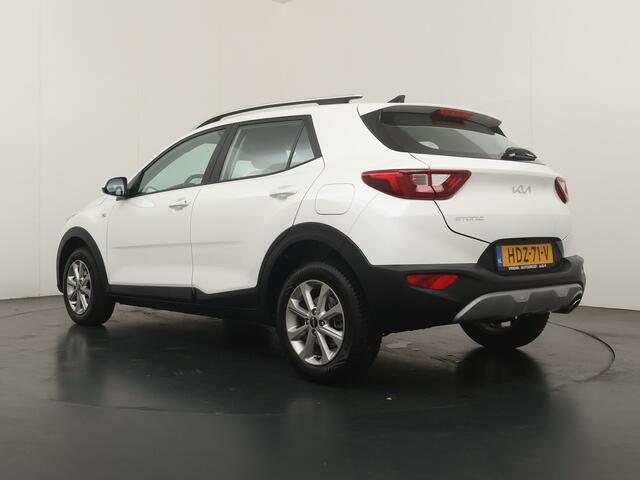 KIA Stonic 1.0 T-GDi MHEV DynamicLine - Apple Carplay/ Android Auto - Cruise Control - Airco - Achteruitrijcamera - Fabrieksgarantie tot 02-2032 of 150.000km