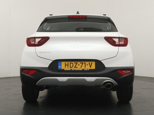 KIA Stonic 1.0 T-GDi MHEV DynamicLine - Apple Carplay/ Android Auto - Cruise Control - Airco - Achteruitrijcamera - Fabrieksgarantie tot 02-2032 of 150.000km