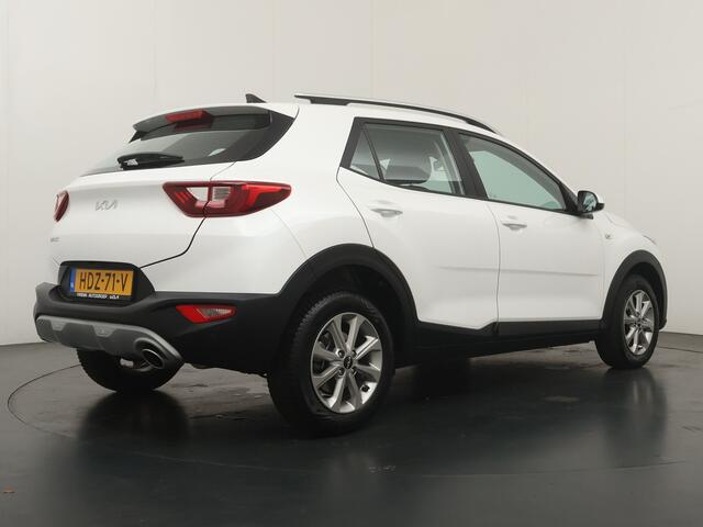 KIA Stonic 1.0 T-GDi MHEV DynamicLine - Apple Carplay/ Android Auto - Cruise Control - Airco - Achteruitrijcamera - Fabrieksgarantie tot 02-2032 of 150.000km