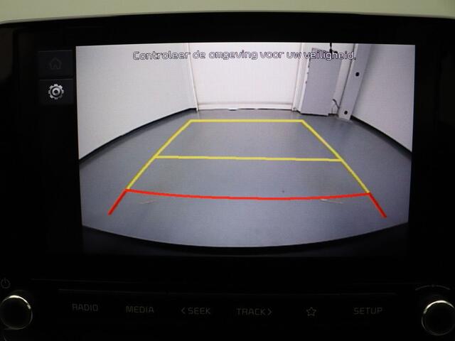 KIA Stonic 1.0 T-GDi MHEV DynamicLine Apple Carplay/Android Auto | Achteruitrijcamera