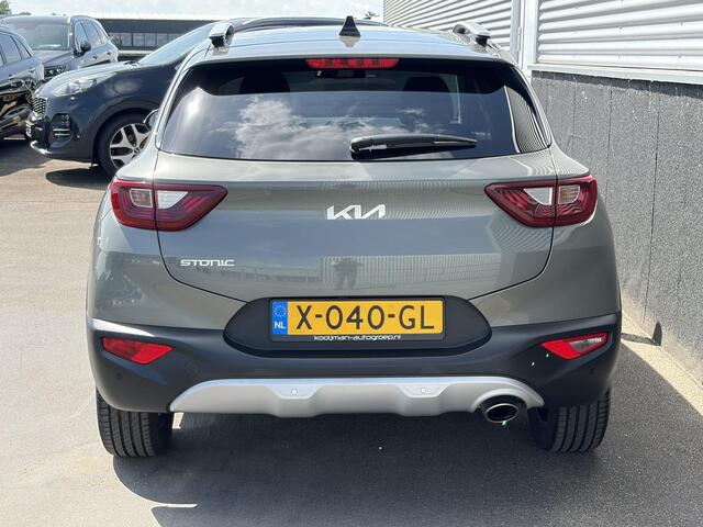 KIA Stonic 1.0 T-GDi MHEV DynamicPlusLine Nieuw geleverd, 1e eign. Navigatie, Privacy glass, Smart Key, Cruise control, Climate control