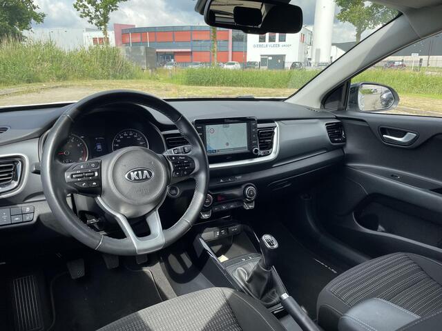 KIA Stonic 1.0 T-GDi DynamicPlusLine | Climate control | Achteruitrijcamera | Navigatie | Apple carplay |
