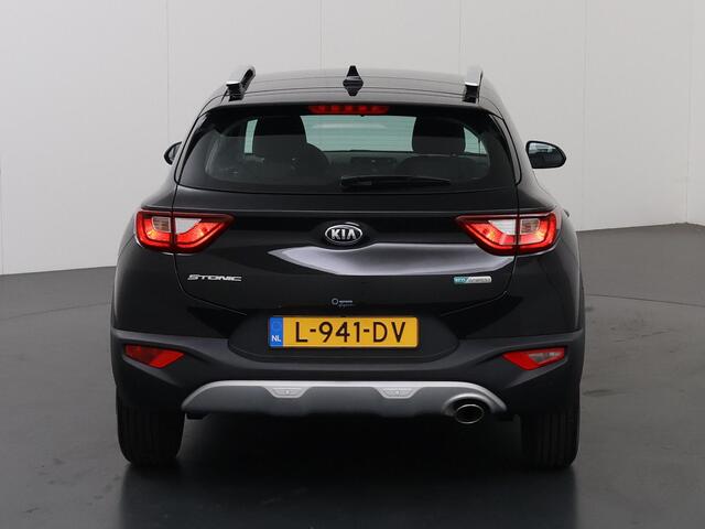 KIA Stonic 1.0 T-GDi MHEV DynamicLine | Navigatie | Parkeercamera | Apple Carplay/Android Auto | Climate Control | Cruise control |