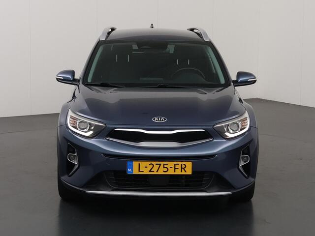KIA Stonic 1.0 T-GDi MHEV DynamicPlusLine | Trekhaak | Keyless | Navigatie | Parkeercamera | Apple Carplay/Android Auto | Climate Control |
