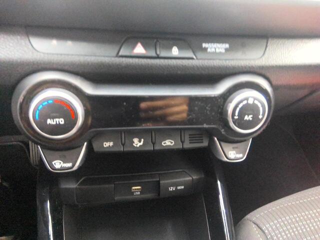 KIA Stonic 1.0 T-GDi MHEV 100PK DynamicPlusLine KEYLESS | TWO-TONE | NAVI | CRUISE