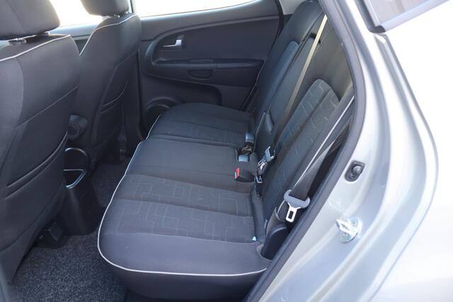 KIA VENGA 1.4 CVVT ExecutiveLine | AllSeason | Trekhaak |