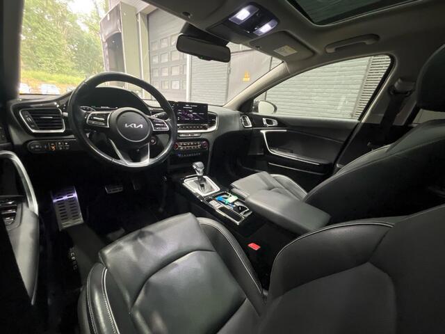 KIA Xceed 1.6 GDi PHEV ExecutiveLine | Panoramadak | Stoelverwarming+Ventilatie | Stuurverwarming | Getint Glas | Camera