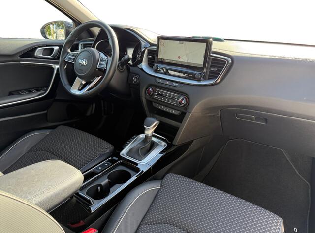 KIA Xceed 1.6 GDi PHEV DynamicPlusline I Panoramadak I 18 Inch I Navi