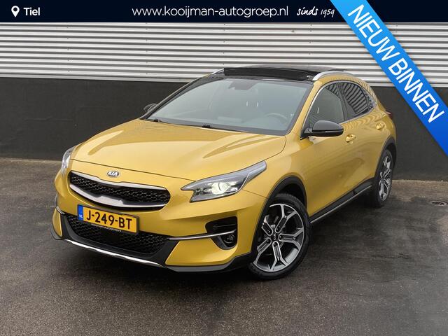 KIA Xceed 1.0 T-GDi DynamicPlusLine Nieuw geleverd en onderhouden incl: Schuif-/kanteldak, stoel- & stuurverwarming, achteruitrij camera, keyless, navigatie, Apple CarPlay/Android Auto, cruise control,