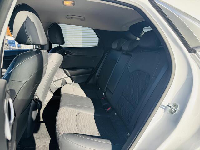 KIA Xceed 1.4 T-GDi DynamicPlusLine NL-dealerauto | Keyless | Stoel&Stuurverw.| Clima | Cruise | Navi | Camera