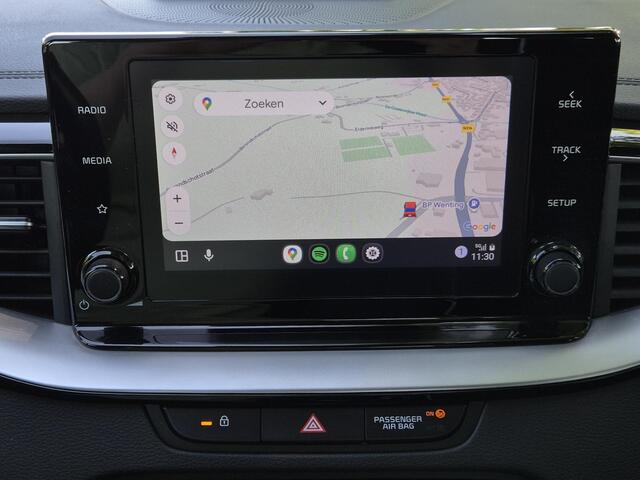 KIA Xceed 1.6 GDi PHEV Plug-in DynamicLine Facelift Automaat / 7 jaar Fabrieksgarantie / Stuur- en stoelverwarming / Achteruitrijcamera / Navigatie via Apple Carplay of Android Auto / Adaptief cruise control / Trekgewicht 1300 kg / Keyless Entry/Start /