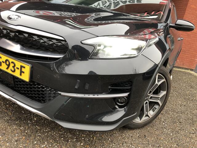 KIA Xceed 1.6 GDi PHEV ExecutiveLine // AFN. TREKHAAK // DODEHOEK // LEDER // ELEK.STOEL+GEHEUGEN // KEYLESS // STOELVERKOELING-WARMING //
