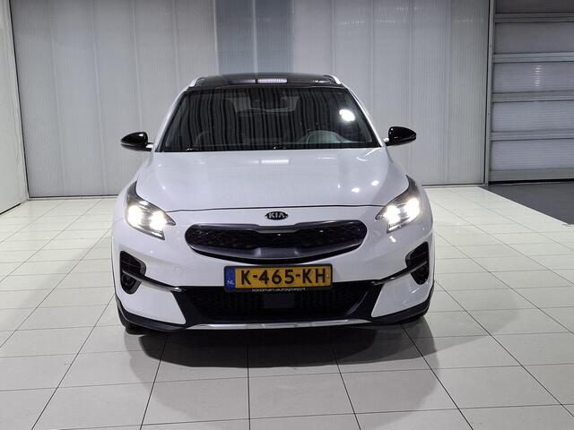 KIA Xceed 1.6 GDi PHEV ExecutiveLine Schuif kantel dak, Stoel en Stuur verwarming, Apple Carplay/Android Auto, Navigatie, Camera.