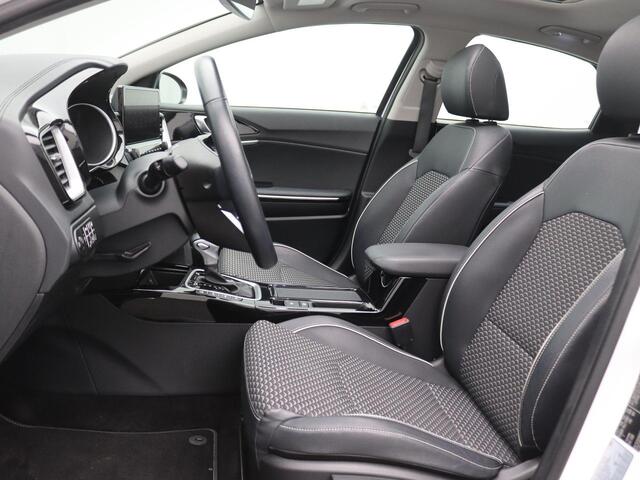 KIA Xceed 1.6 GDi PHEV Dynamicplusline 141PK DCT6 SOH 100%, Pano-Schuifdak, Trekhaak, 18" LM Velgen, Achteruitrijcamera, Side assist, Stuur/stoelverwarming, Elek. achterklep, Adaptieve Cruise