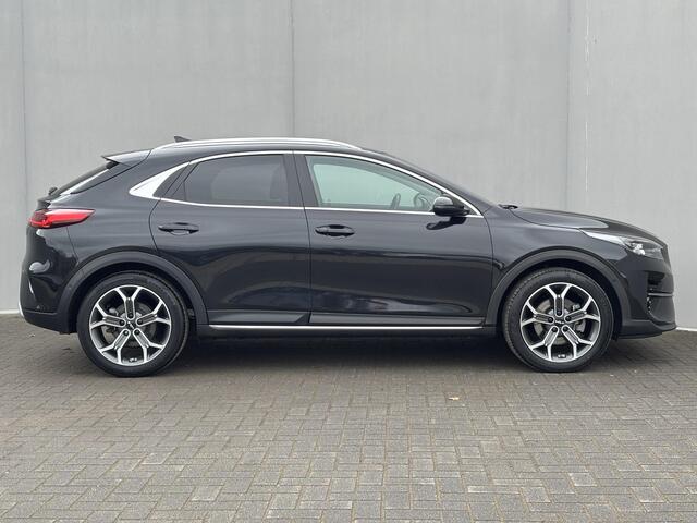 KIA Xceed 1.6 GDi PHEV DynamicLine Automaat / 1.300kg Trekgewicht / Dealer Onderhouden / Fabrieksgarantie tot 7-2029 / Stuur-/Stoelverwarming / Apple Carplay/Android Auto / Navigatie / Achteruitrijcamera / Adaptieve Cruise Control / Elektrische achterklep /
