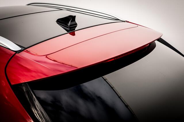 KIA Xceed 1.4 140 pk T-GDi DynamicPlusLine | 10 Jaar Kia Garantie | Ned Auto | 49.999 KM, | Glazen schuif-/kanteldak | Navi | Clima | Camera | Cruise | Pdc | Led | 18 Inch Lmv |